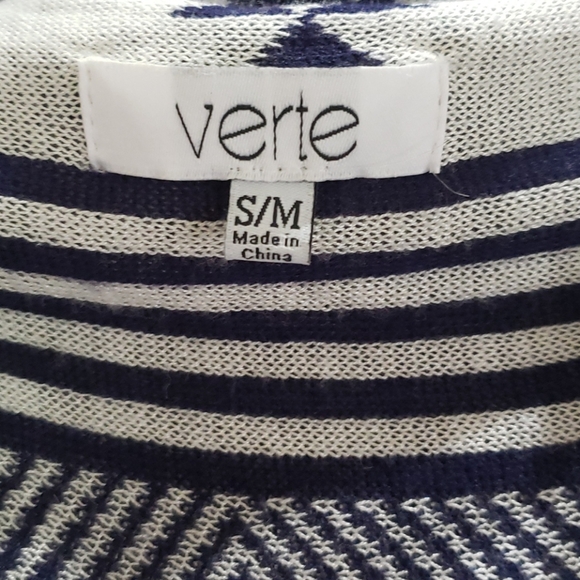 Aztec Fringe Vest - Picture 4 of 5